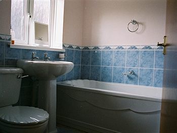Crossways & Sea View Holiday Apartments Торки Екстериор снимка